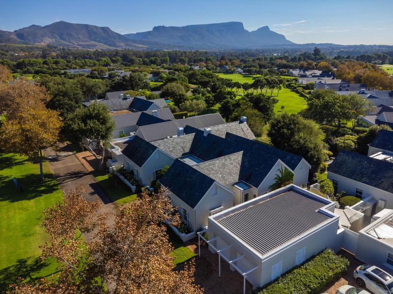 4 Bedroom Property for Sale in Steenberg Estate Western Cape